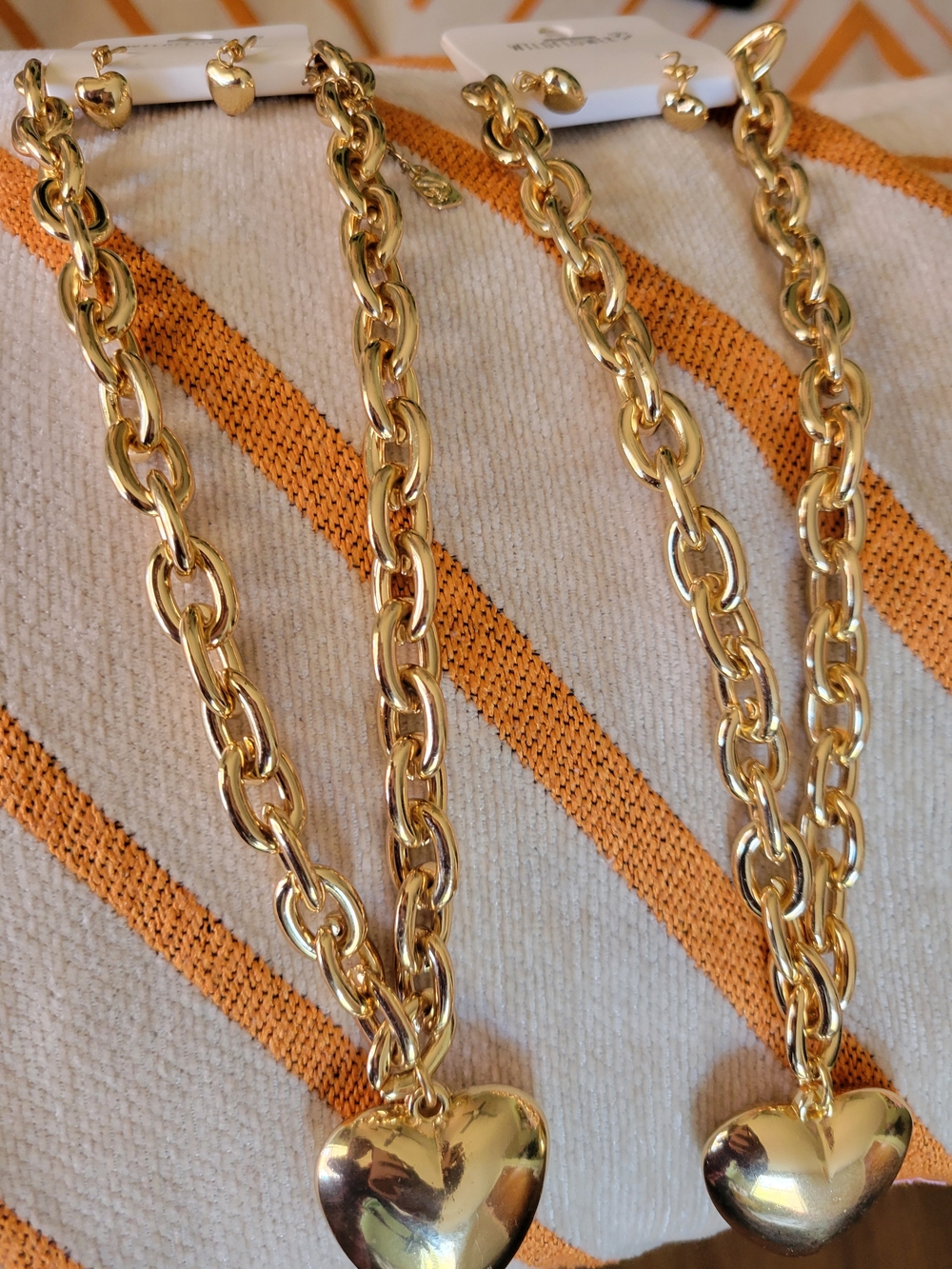Gold-Tone Heart Pendant Chunky Link Necklace - Women's Jewelry - Picture 5 of 5